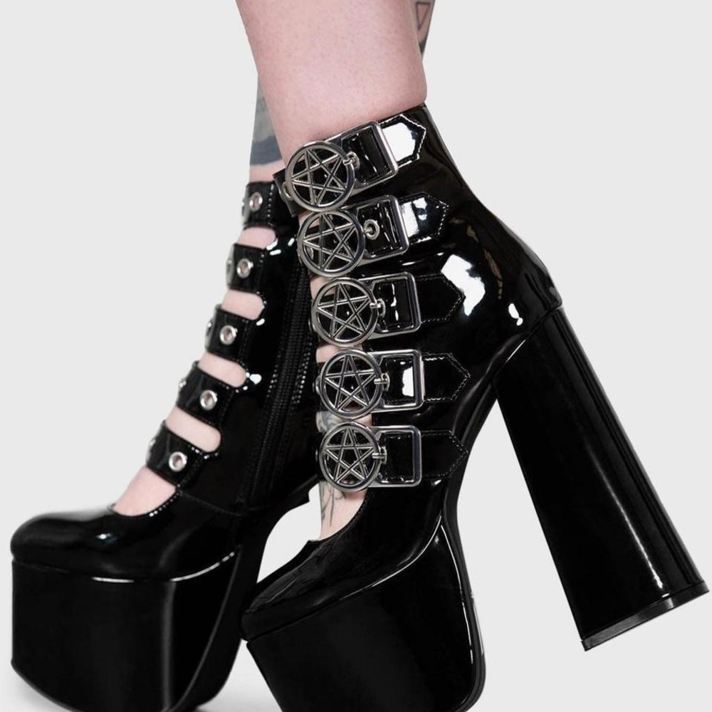 Killstar Panic pentagram buckle chunky high heels